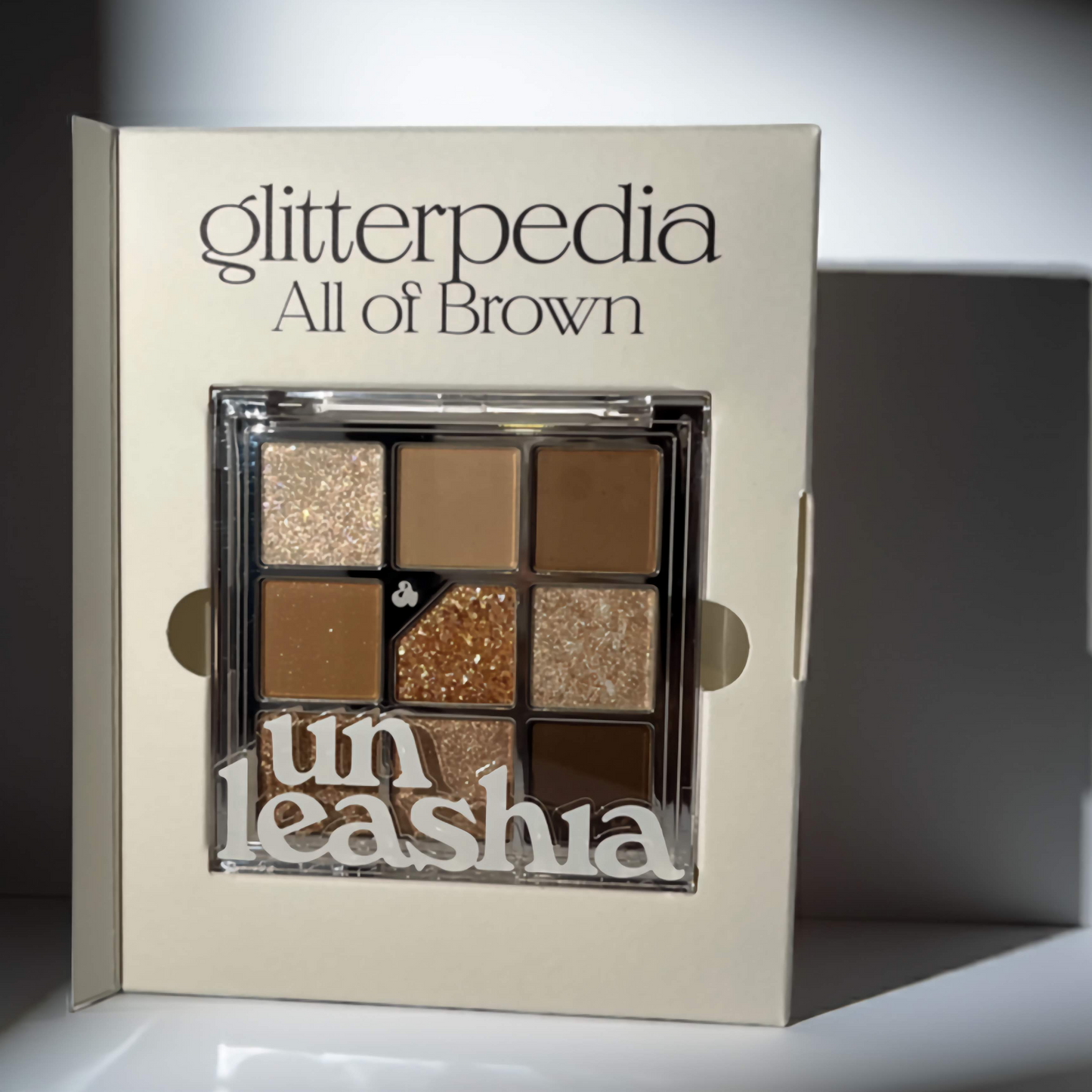 unleashia - glitterpedia eye pallete